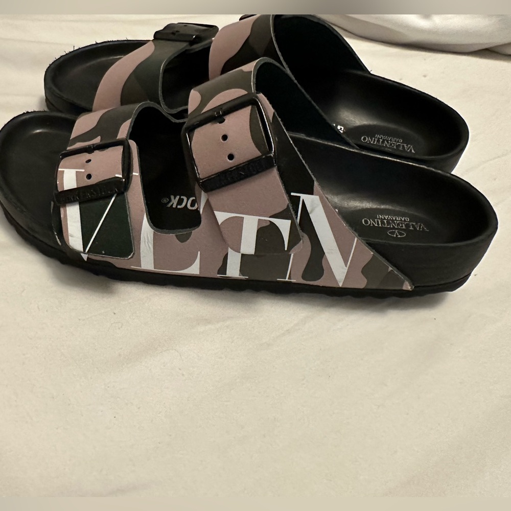 Valentino Birkenstock